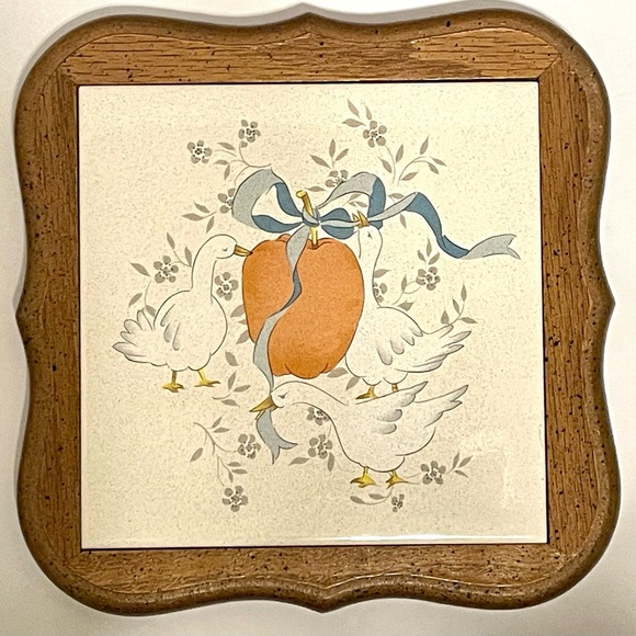 Vintage Goodwood Ceramic Tile Trivet Geese w/Apple Blue  Rubber Feet Wall Accent - Picture 9 of 9
